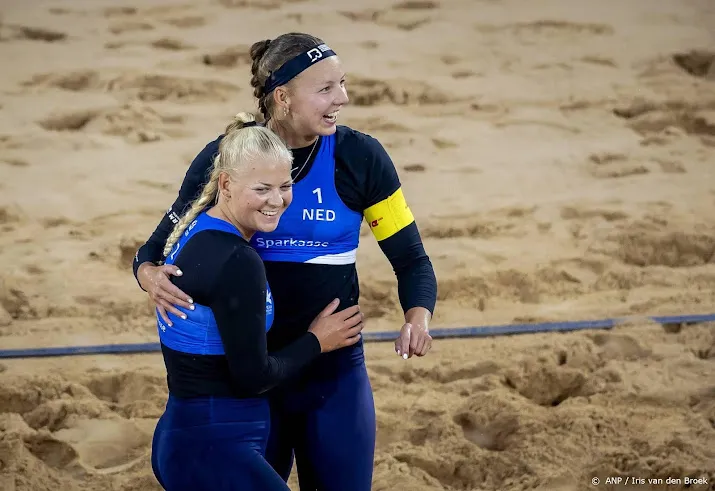 tweede toernooizege beachvolleybalsters stam en schoon