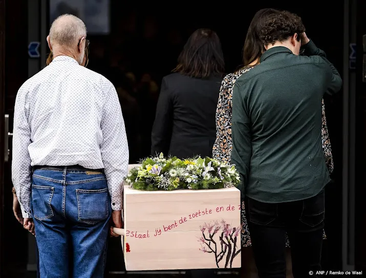 10 jarige hebe begraven in vught