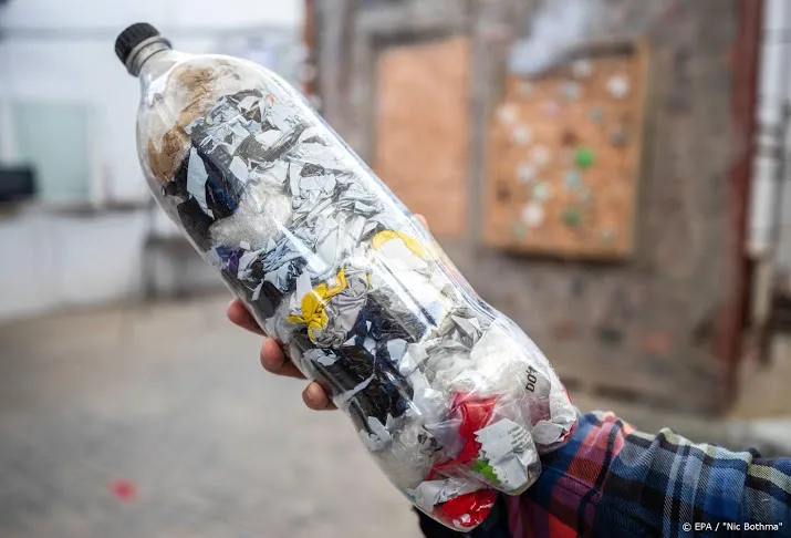13 eu landen ondertekenen pact om plastic afval te verminderen