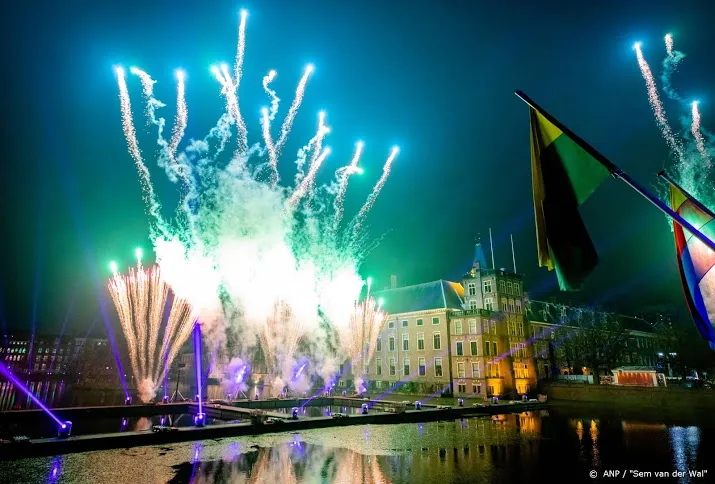 24 miljoen nederlanders tellen met npo 1 af naar 2020