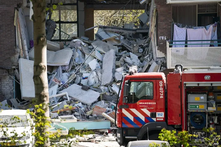 28 woningen ontruimd in bilthoven na explosie