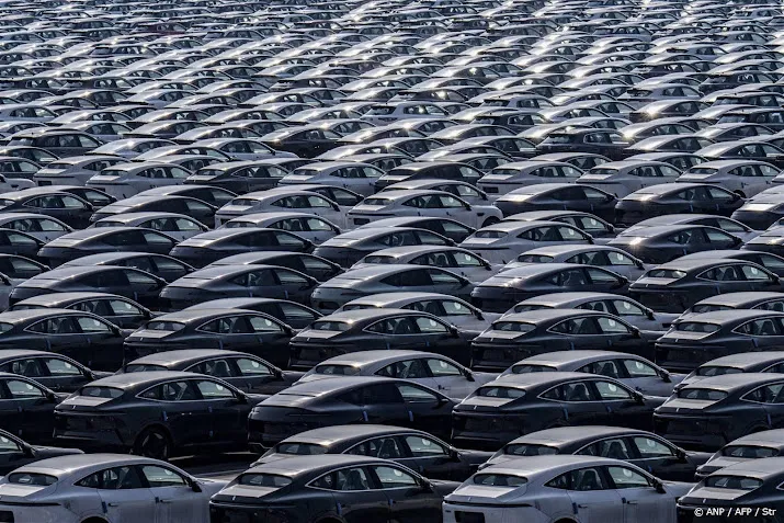 aandeel elektrische autos in de wereld blijft groeien zegt iea