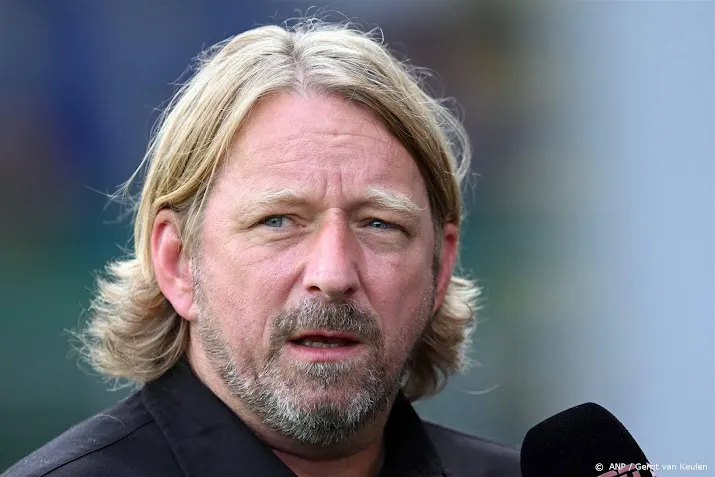 aandeelhouders vragen ajax wat er is misgegaan rond mislintat