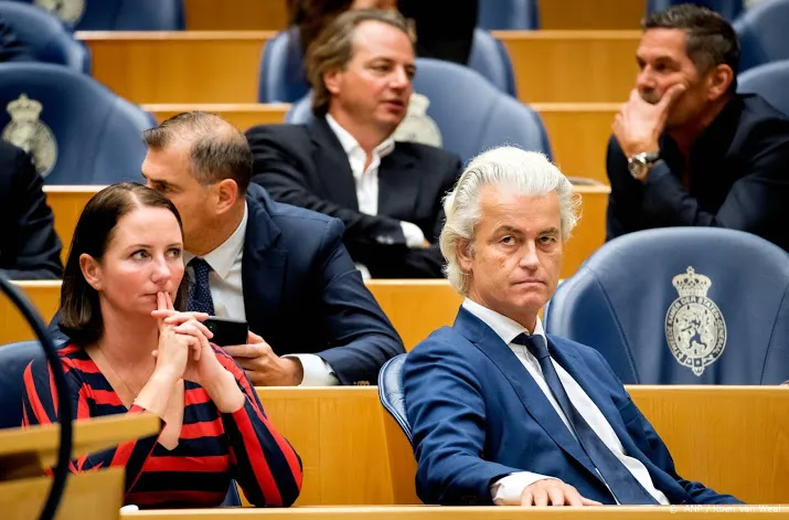 aangifte wilders binnen bij om