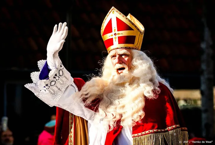 aankomst sint weer gepaard met veel protest