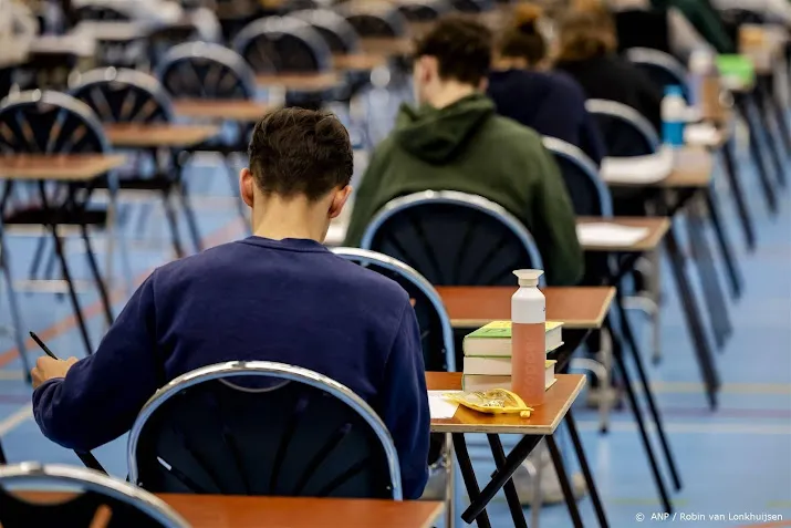 aantal klachten over eindexamens loopt op tot bijna 312 000