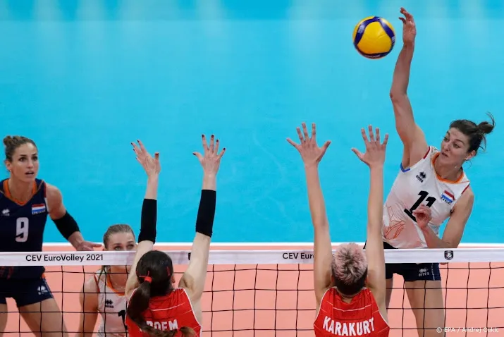 aanvoerster buijs wil weer vliegen op wk volleybal