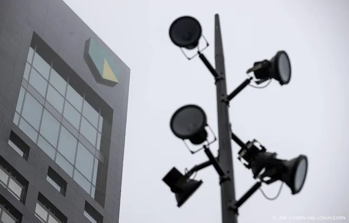 abn amro profiteert waarschijnlijk flink van verkoop hoofdkantoor