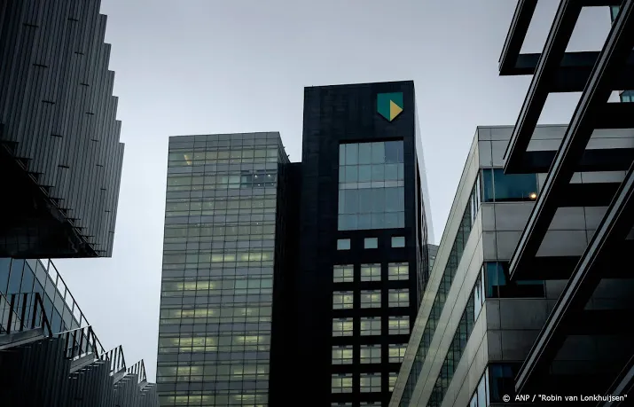 abn amro zet spaarrente op nul rijke spaarders moeten betalen