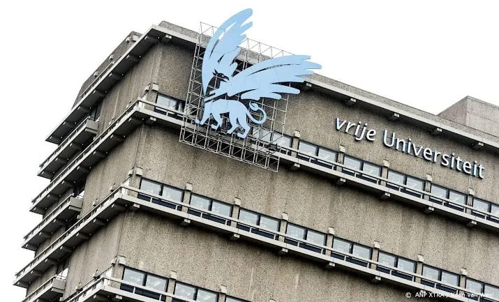 activiteiten mensenrechtencentrum vu stilgelegd na ophef