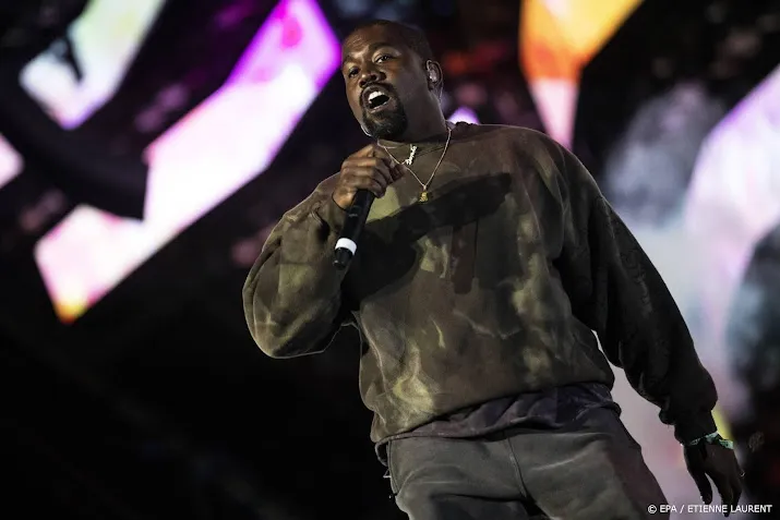 adidas stopt samenwerking kanye west na antisemitische uitspraken