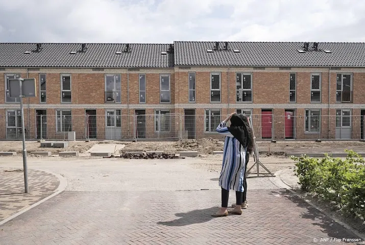 adviesraad het rijk moet dwingender zijn voor meer sociale huur