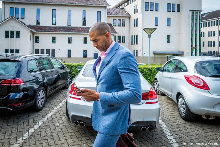advocaat rechtbank moet jos b vrijlaten