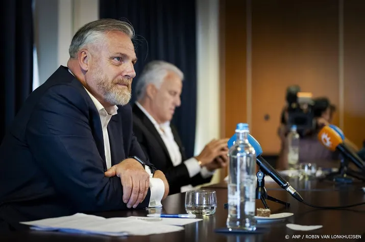 advocaten nabil b meermaals gesproken over beveiliging de vries