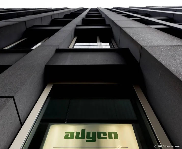 adyen en just eat bovenaan in hogere aex kpn daalt na cijfers