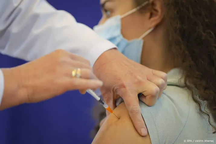 afgelopen week ruim 810 000 mensen gevaccineerd