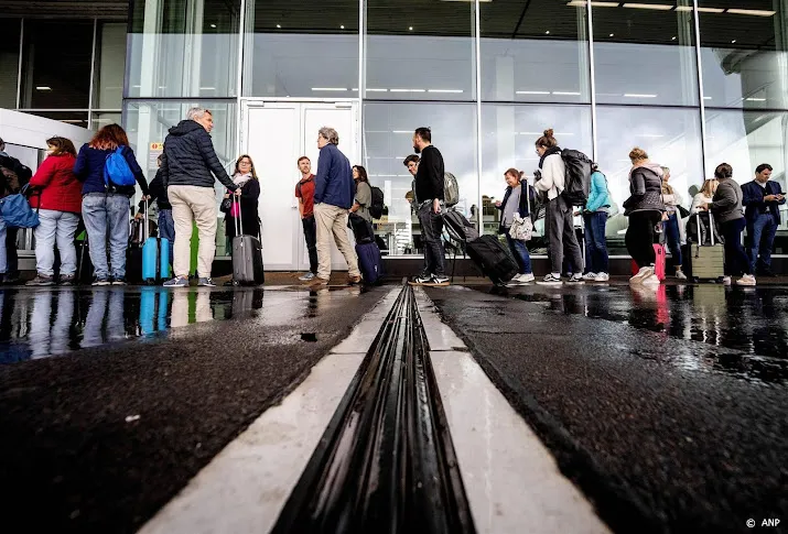afhandelaars schiphol meivakantie gedeelde verantwoordelijkheid