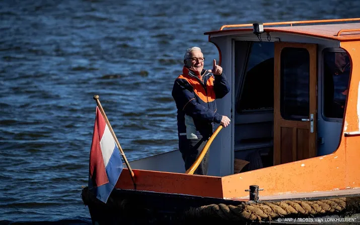 afstand houden geldt ook op en langs het water
