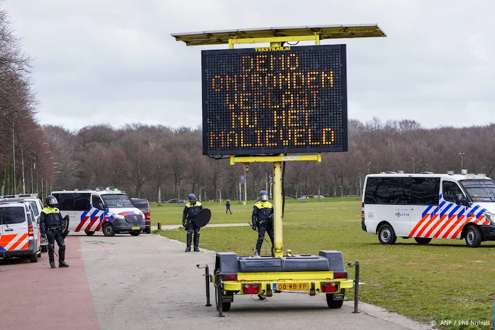 agenten uit de hand gelopen coronaprotest malieveld voor rechter