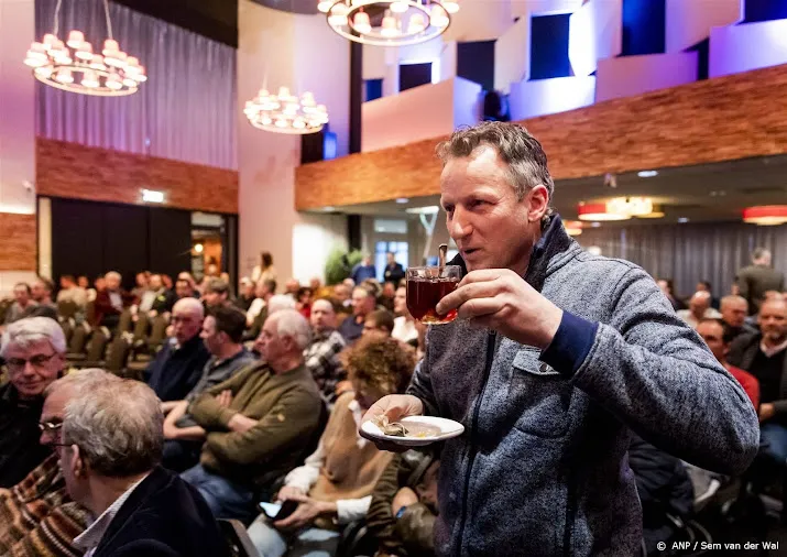 agractie berichten uit den haag komen over als totale chaos