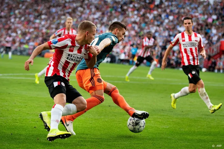 ajax en psv tegenover elkaar in gedevalueerde topper