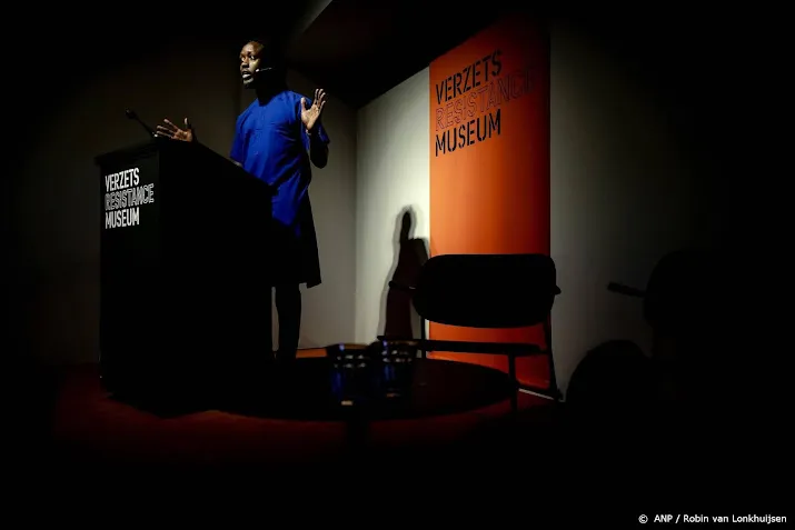 akwasi bij anton de kom lezing gevolgen slavernij zijn groots