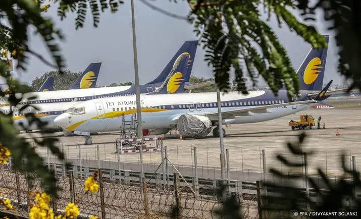 alle vliegtuigen jet airways aan de grond