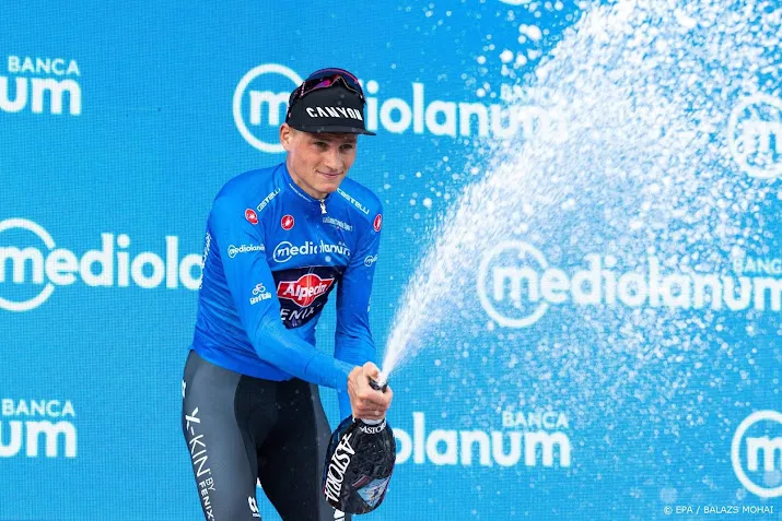 alpecin fenix vertrouwt op van der poel en philipsen in tour