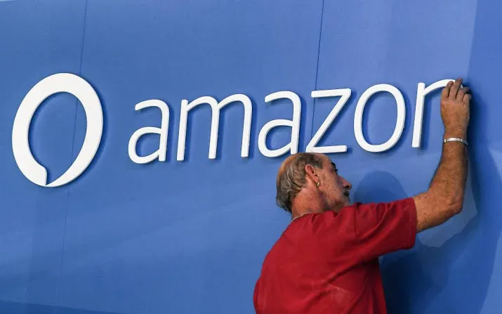 amazon onderzoekt verkoop bedrijfsinfo