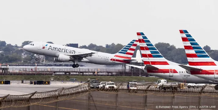 american airlines stuurt personeel voor tweede keer weg