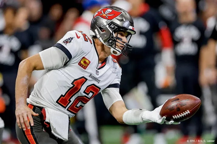 american football icoon brady stopt er nu echt mee