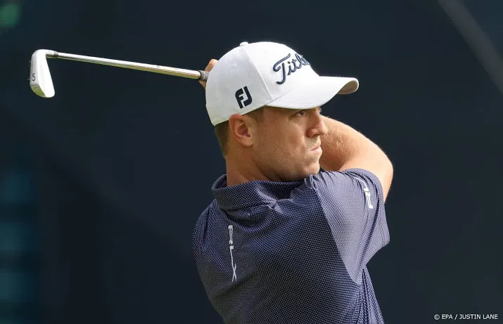 amerikaanse golfer thomas neemt de leiding op us open
