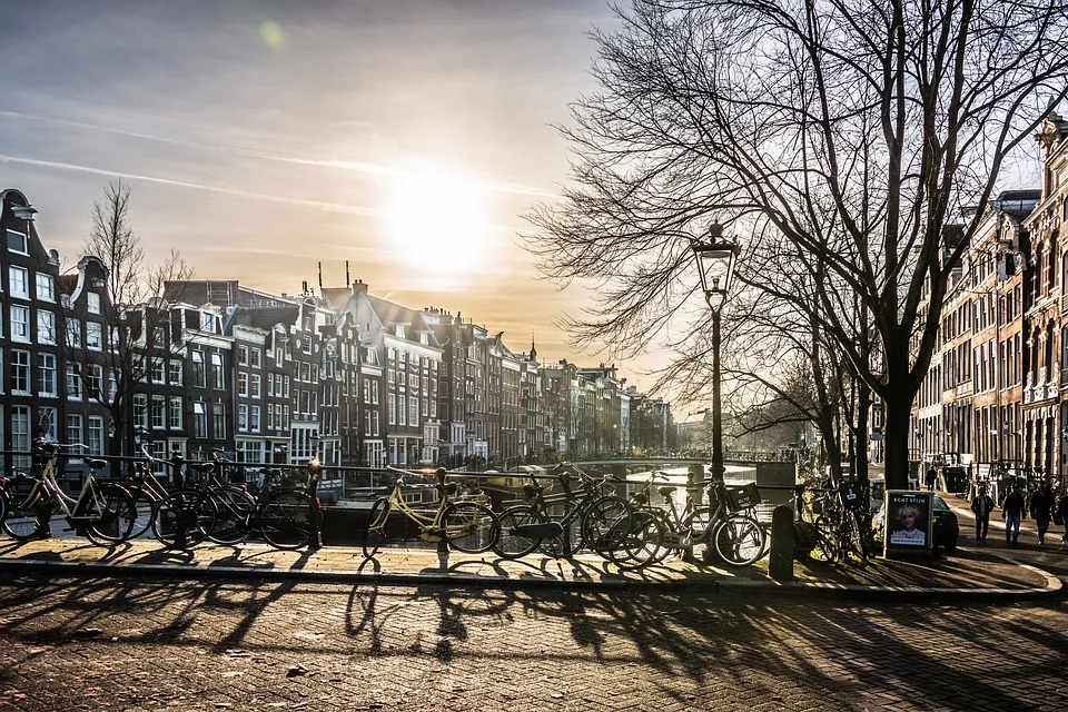 amsterdam 1769540 960 720