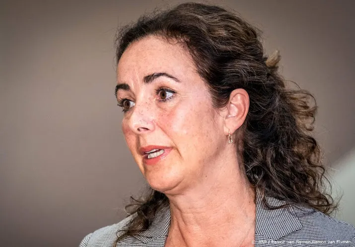 amsterdam vraagt jongeren mee te denken over oud en nieuw
