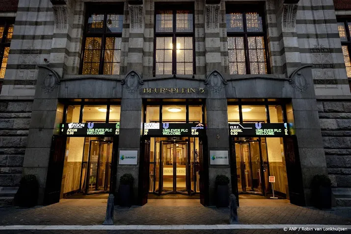 amsterdamse beurs gesloten op dag van de arbeid londen wel open