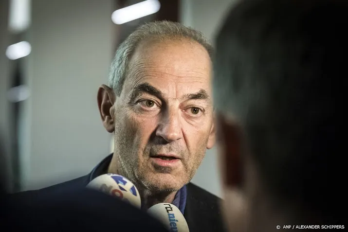 amsterdamse leden groenlinks en pvda willen fracties samenvoegen