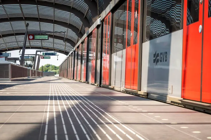amsterdamse noord zuidlijn gaat rijden