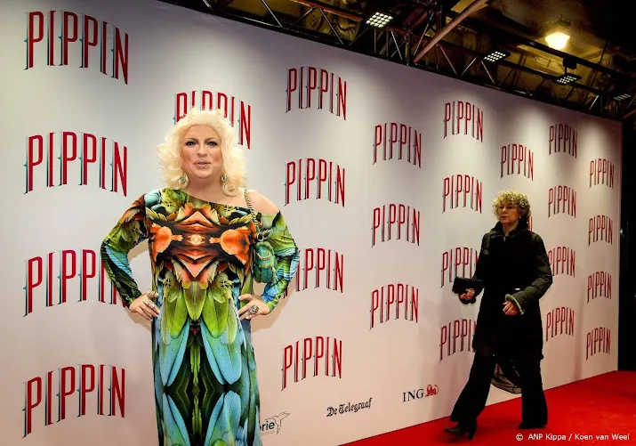 amsterdamse onderscheiding voor lhbti ambassadeur diva mayday