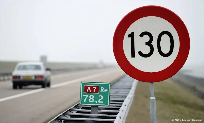 anwb hoop werk om al die verkeersborden weer te vervangen