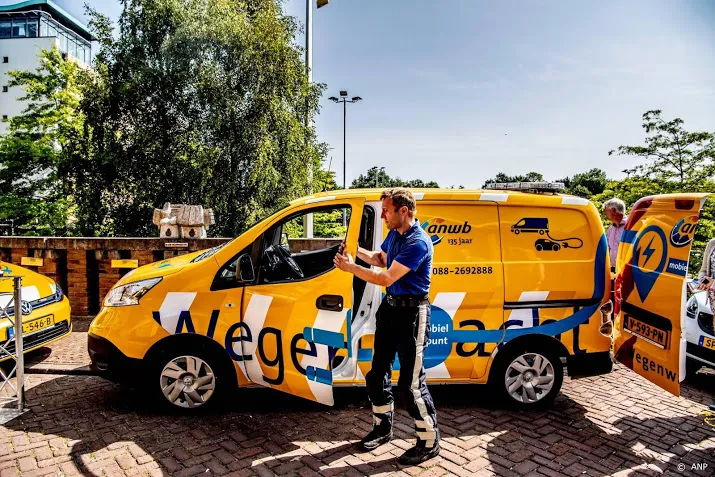 anwb zet voor hitte extra wegenwachters in