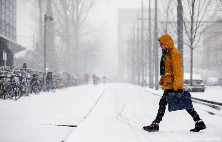 april was historisch koud vrij zonnig en met volop sneeuw