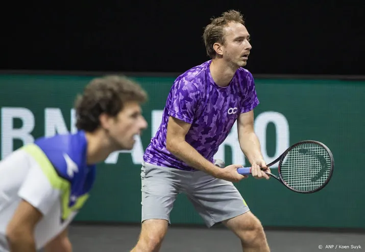 arends en middelkoop uitgeschakeld in dubbelspel wimbledon
