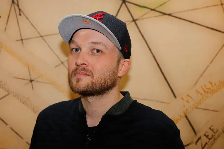 arjen lubach start met een miljoen kijkers