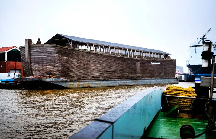 ark in urk sloopte steiger en tien schepen