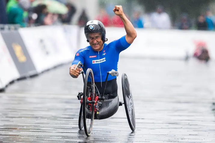 artsen halen handbiker zanardi 53 uit coma