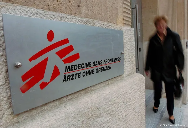 artsen zonder grenzen bestaat vijftig jaar