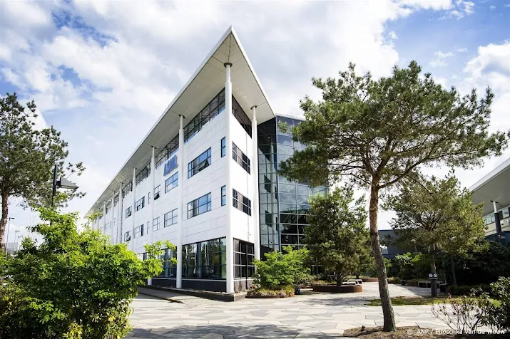 asml koploper in vlakke aex besi op hoogste koers ooit