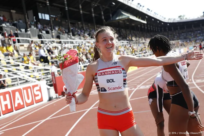 atlete bol duikt met nederlands record ruim onder 53 seconden