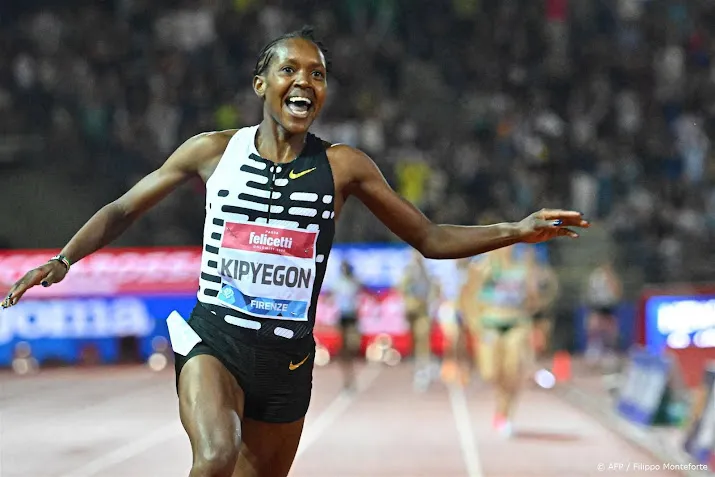 atlete kipyegon wil op wk starten op 1500 en 5000 meter