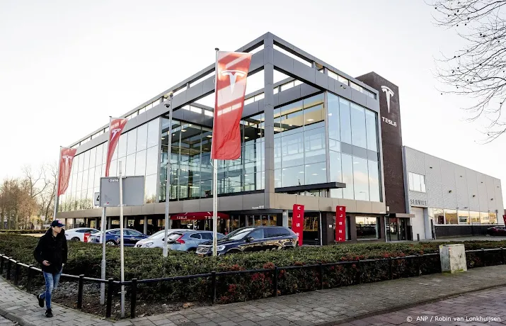 autobranche denkt dat autoverkopen volgend jaar licht aantrekken